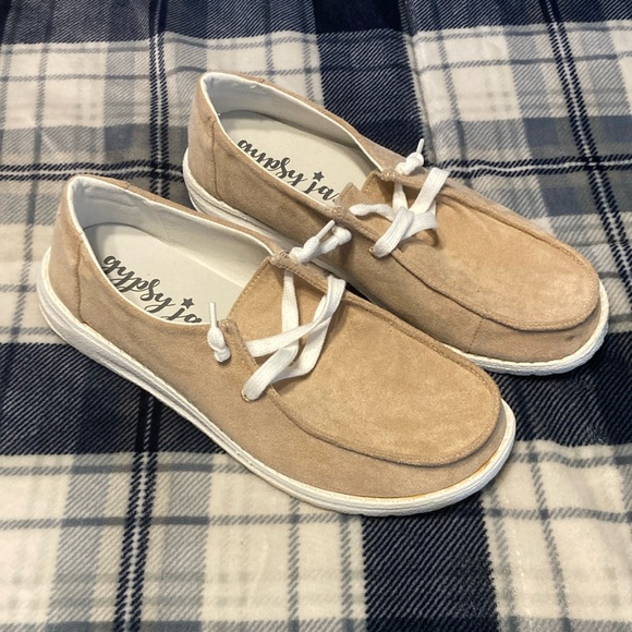Gypsy Jazz Shoes - Gypsy Jazz Tan Loafers Slip-Ons Casual